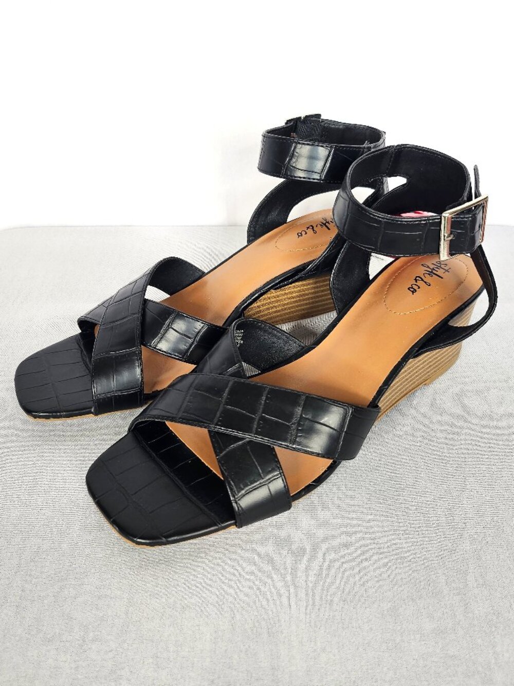 Style & Co Leezaap Black Croc Wedge Sandals | Size 7.5M